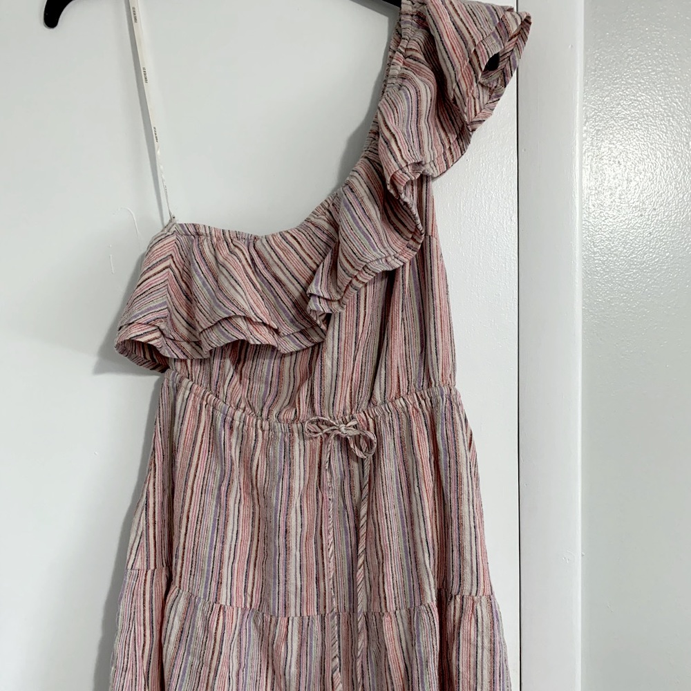 Cute off shoulder dress - Picture 2 of 5